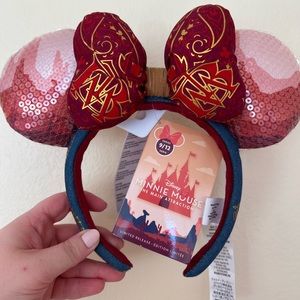 Disney Minnie Mouse the Main Attraction Big Thunder Mountain ears.